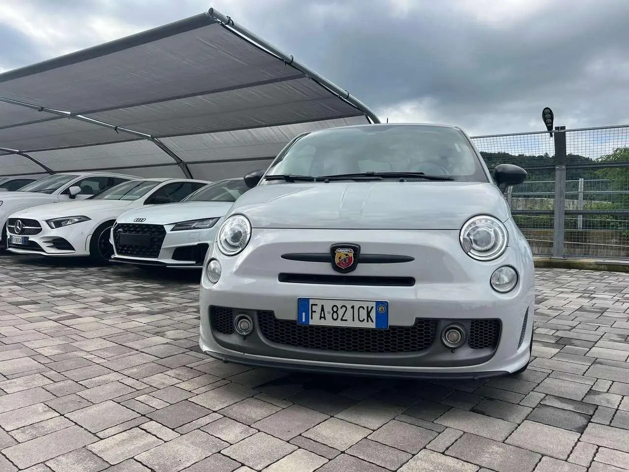 Photo 1 : Abarth 595 2015 Petrol