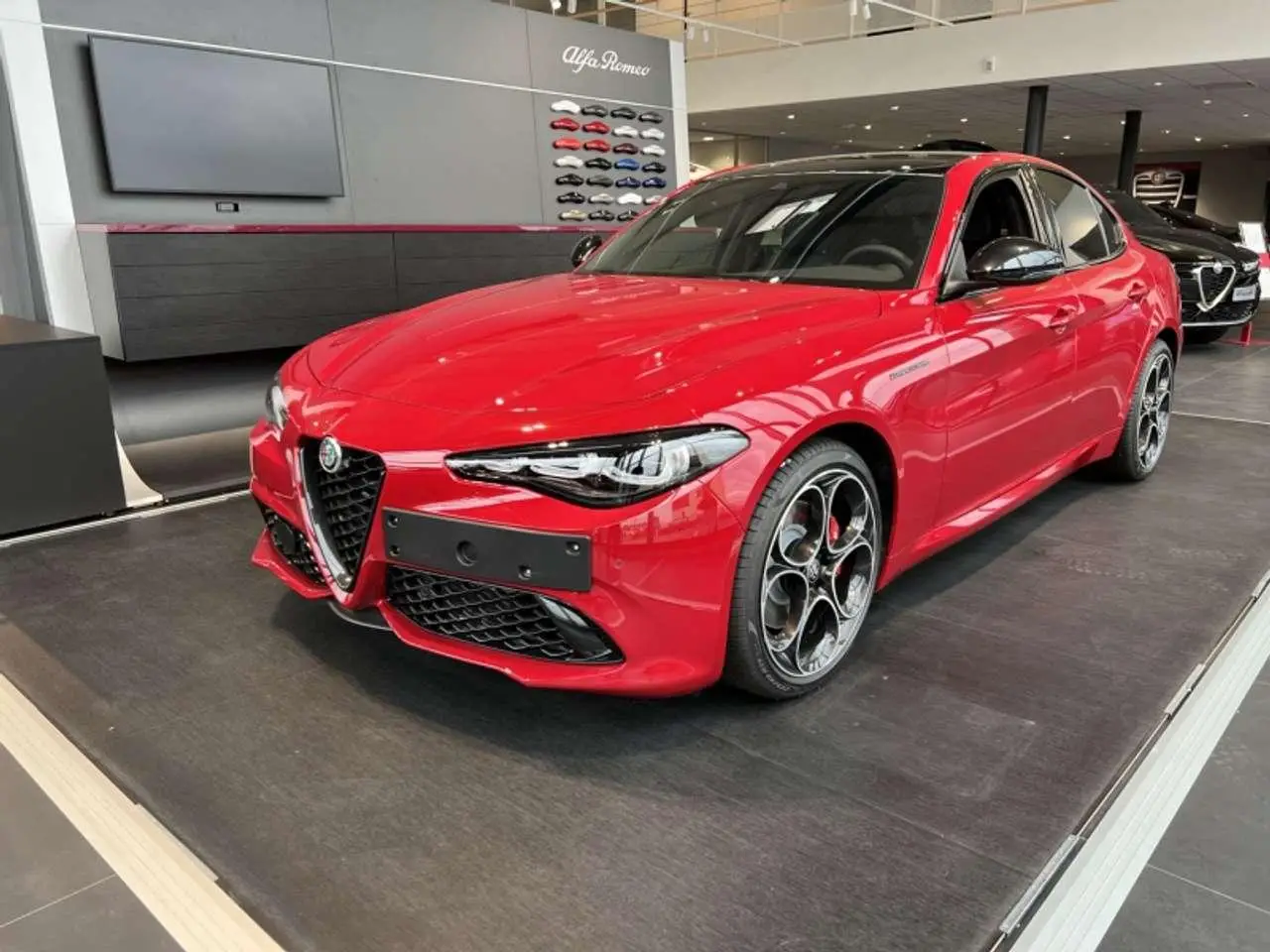 Photo 1 : Alfa Romeo Giulia 2024 Diesel