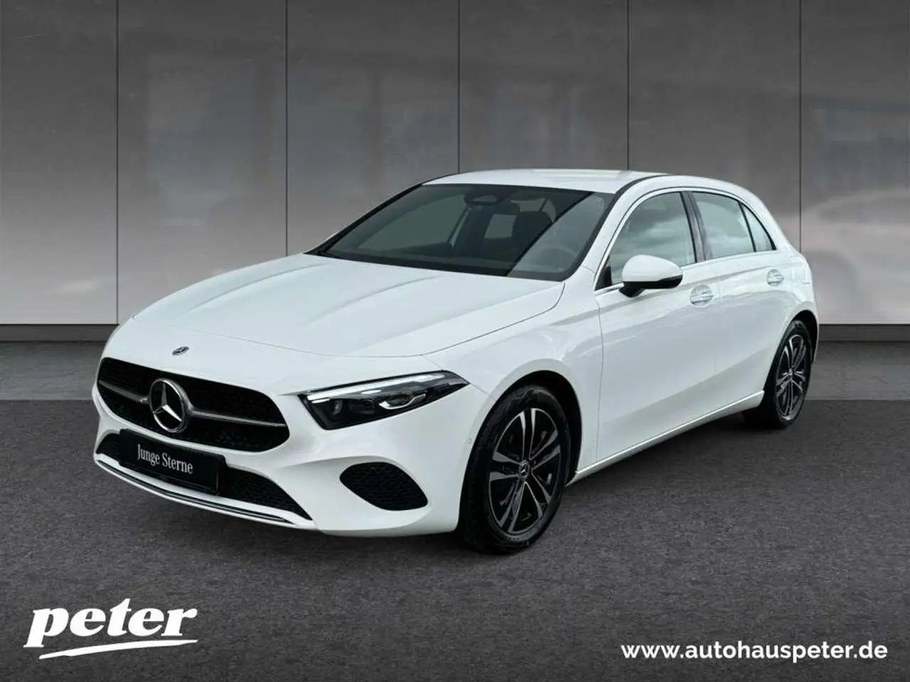 Photo 1 : Mercedes-benz Classe A 2023 Petrol