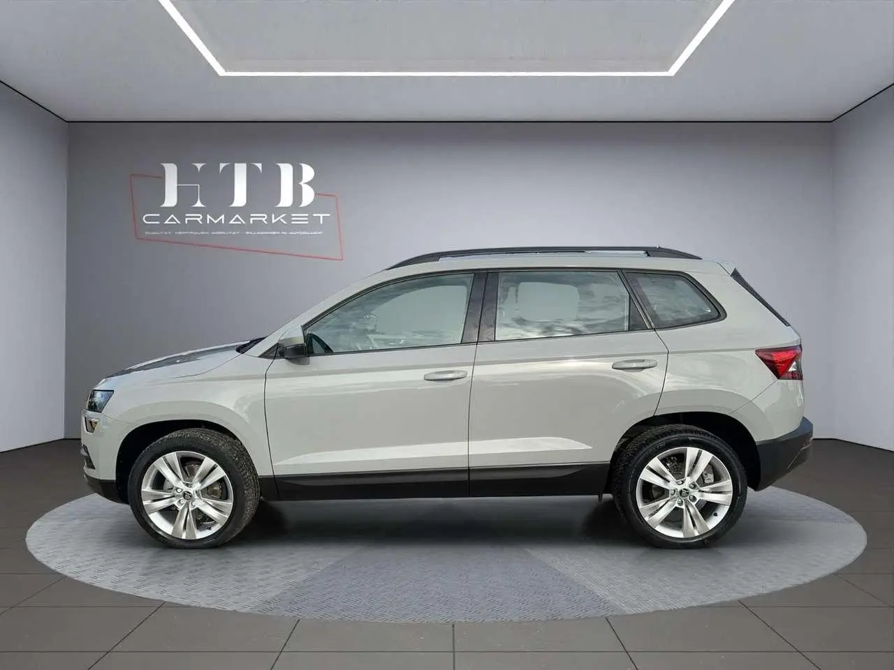 Photo 1 : Skoda Karoq 2021 Diesel