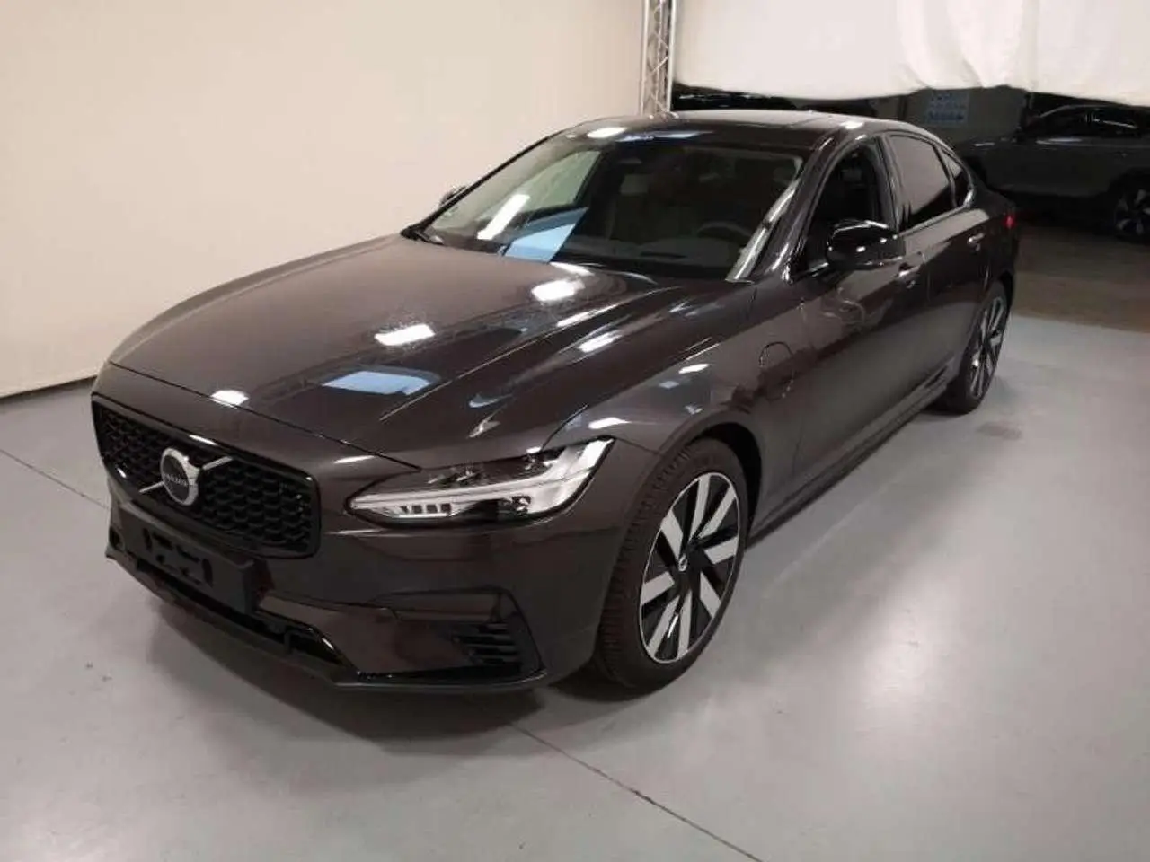 Photo 1 : Volvo S90 2024 Hybride