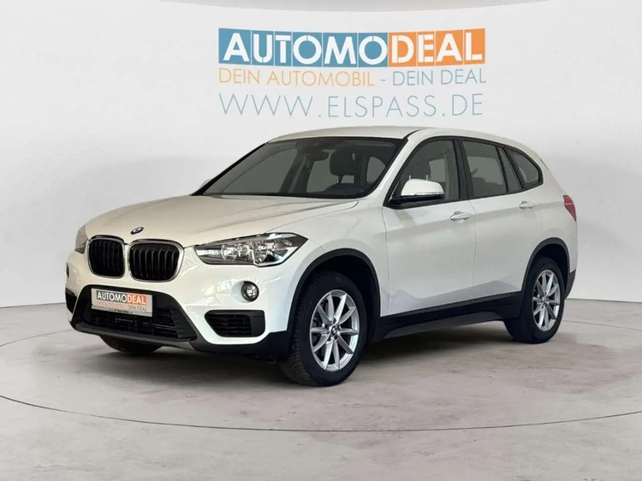 Photo 1 : Bmw X1 2018 Petrol