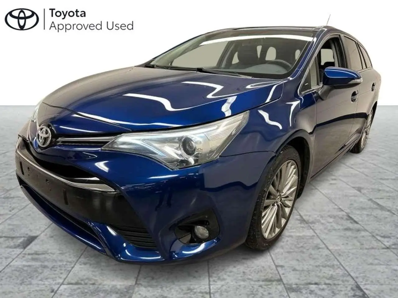 Photo 1 : Toyota Avensis 2018 Essence