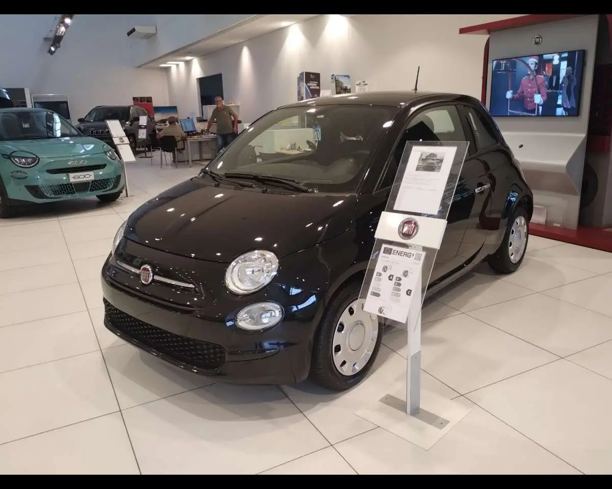 Photo 1 : Fiat 500 2024 Hybrid