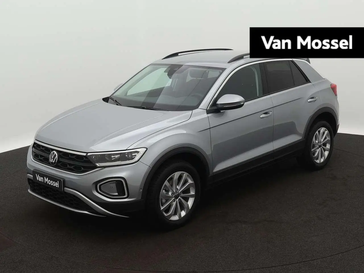 Photo 1 : Volkswagen T-roc 2024 Petrol