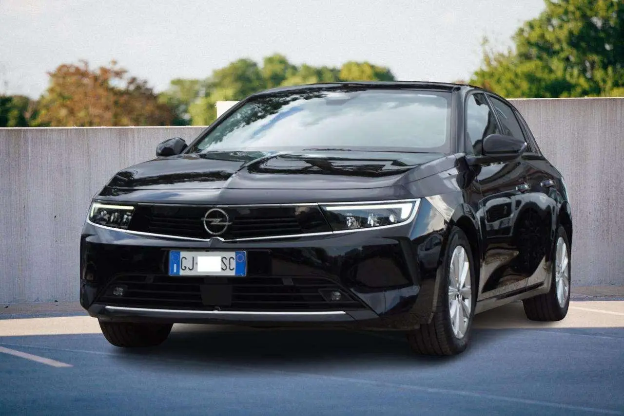 Photo 1 : Opel Astra 2022 Essence