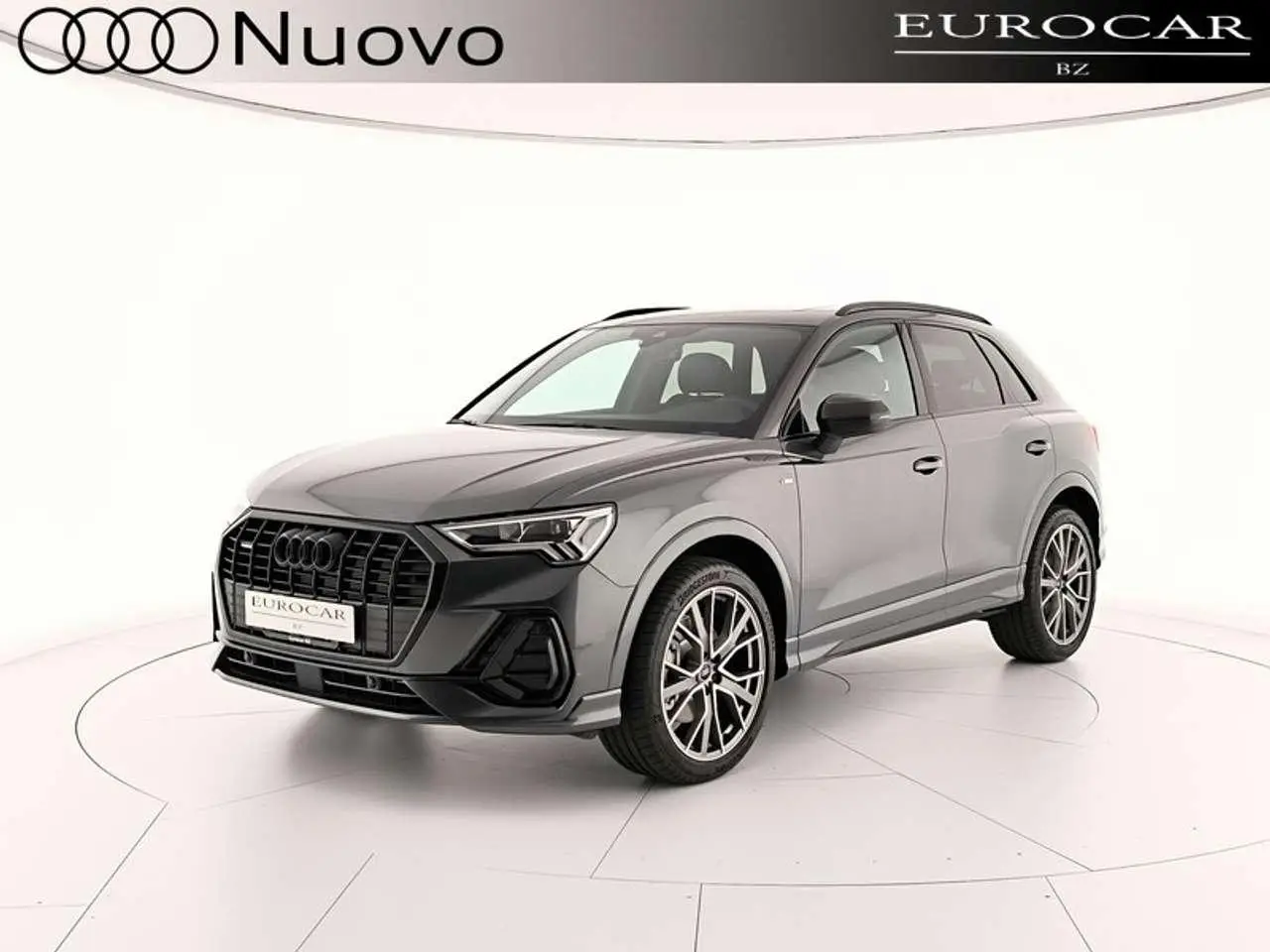 Photo 1 : Audi Q3 2024 Diesel