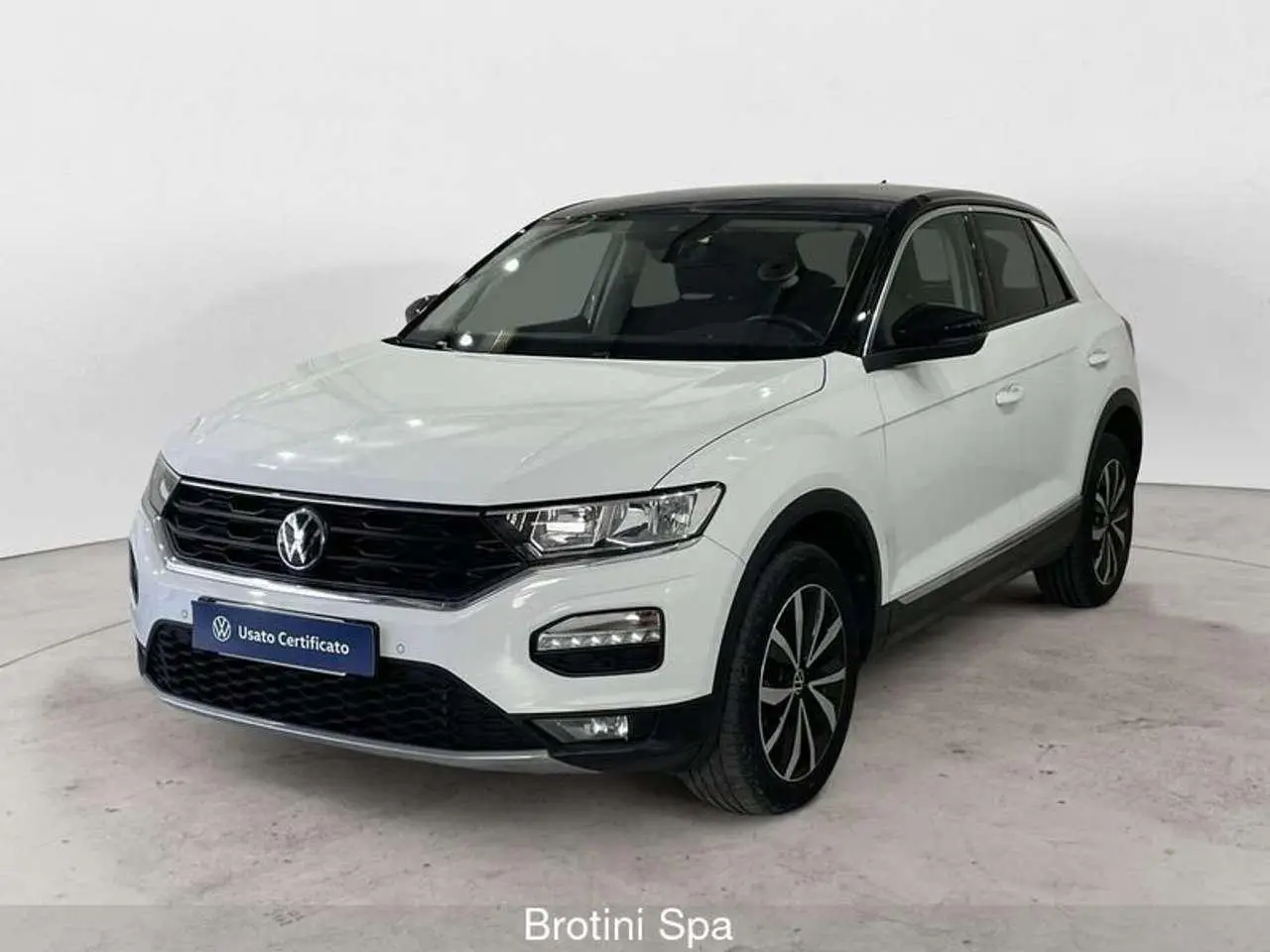 Photo 1 : Volkswagen T-roc 2021 Petrol