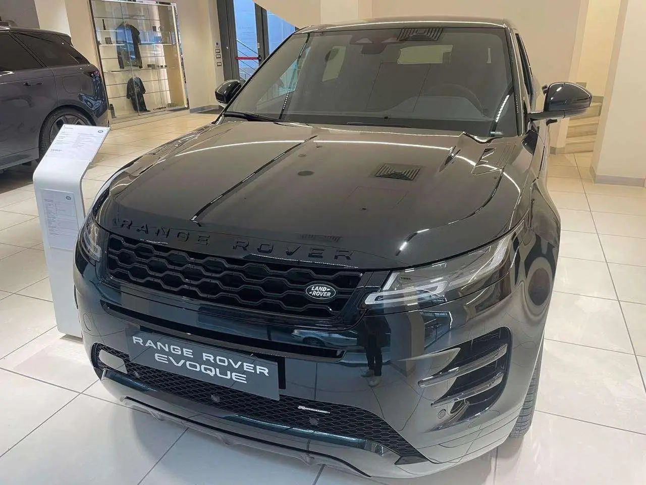 Photo 1 : Land Rover Range Rover Evoque 2023 Diesel