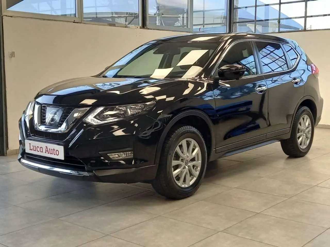 Photo 1 : Nissan X-trail 2019 Diesel