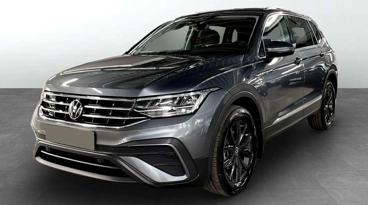 Photo 1 : Volkswagen Tiguan 2024 Essence