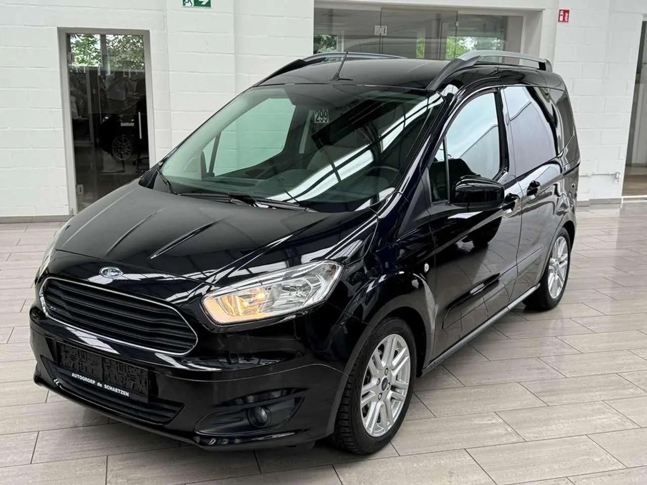 Photo 1 : Ford Tourneo 2015 Petrol