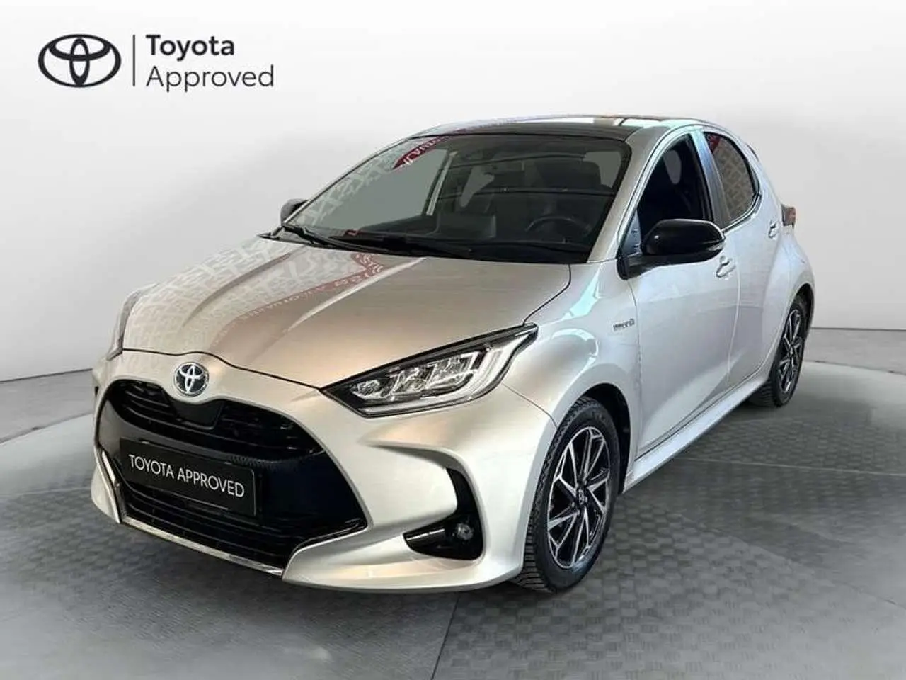 Photo 1 : Toyota Yaris 2021 Hybrid