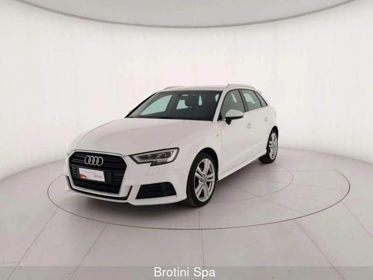 Photo 1 : Audi A3 2019 Diesel