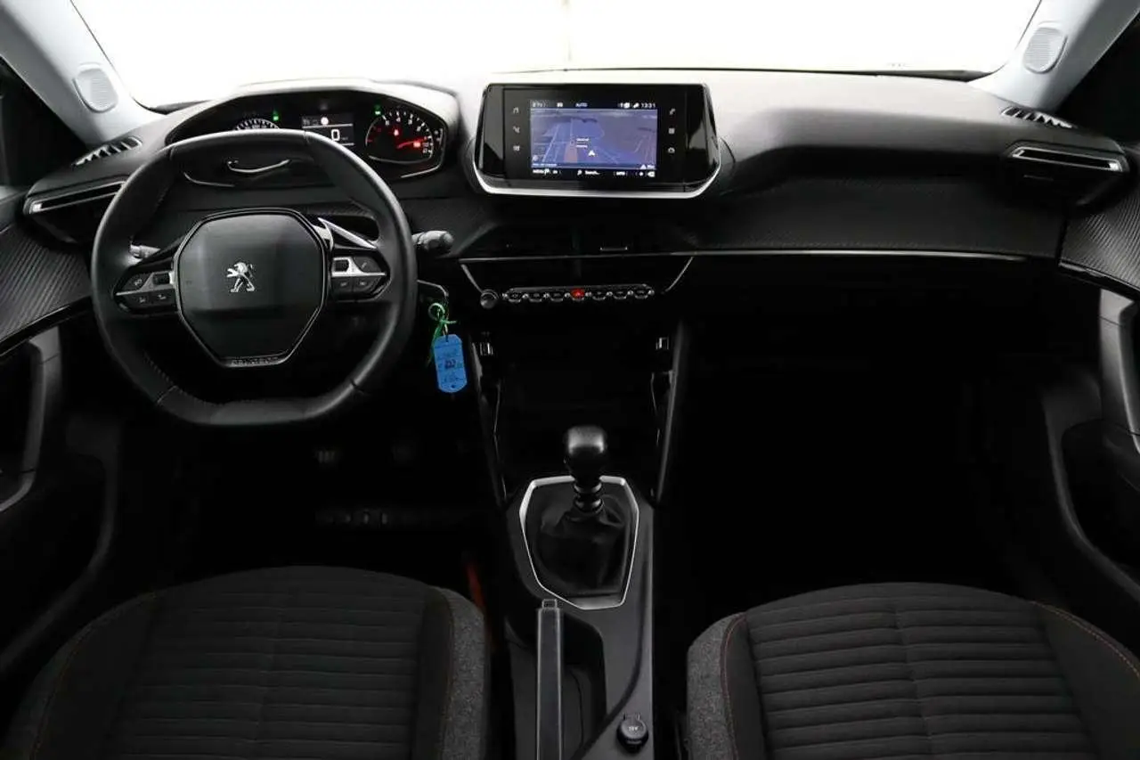 Photo 1 : Peugeot 2008 2022 Essence