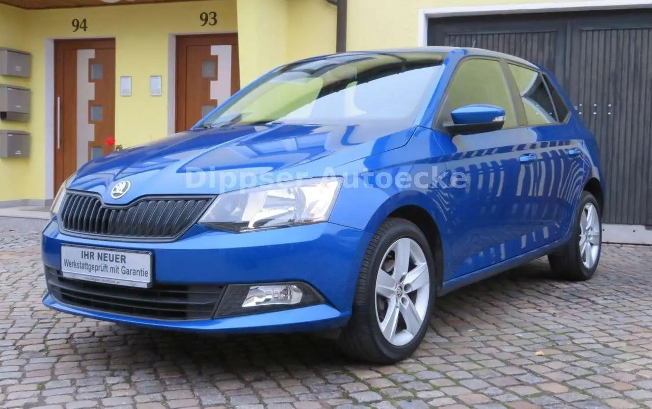 Photo 1 : Skoda Fabia 2017 Essence