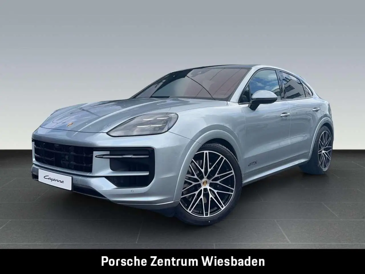 Photo 1 : Porsche Cayenne 2024 Petrol