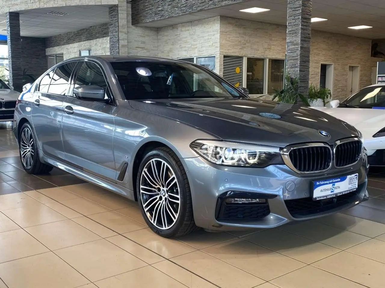 Photo 1 : Bmw Serie 5 2019 Hybride