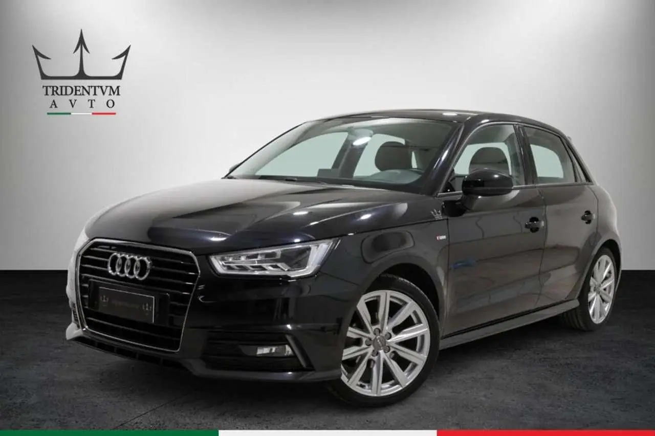 Photo 1 : Audi A1 2015 Essence