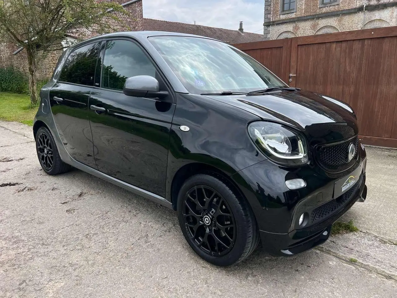 Photo 1 : Smart Forfour 2019 Petrol