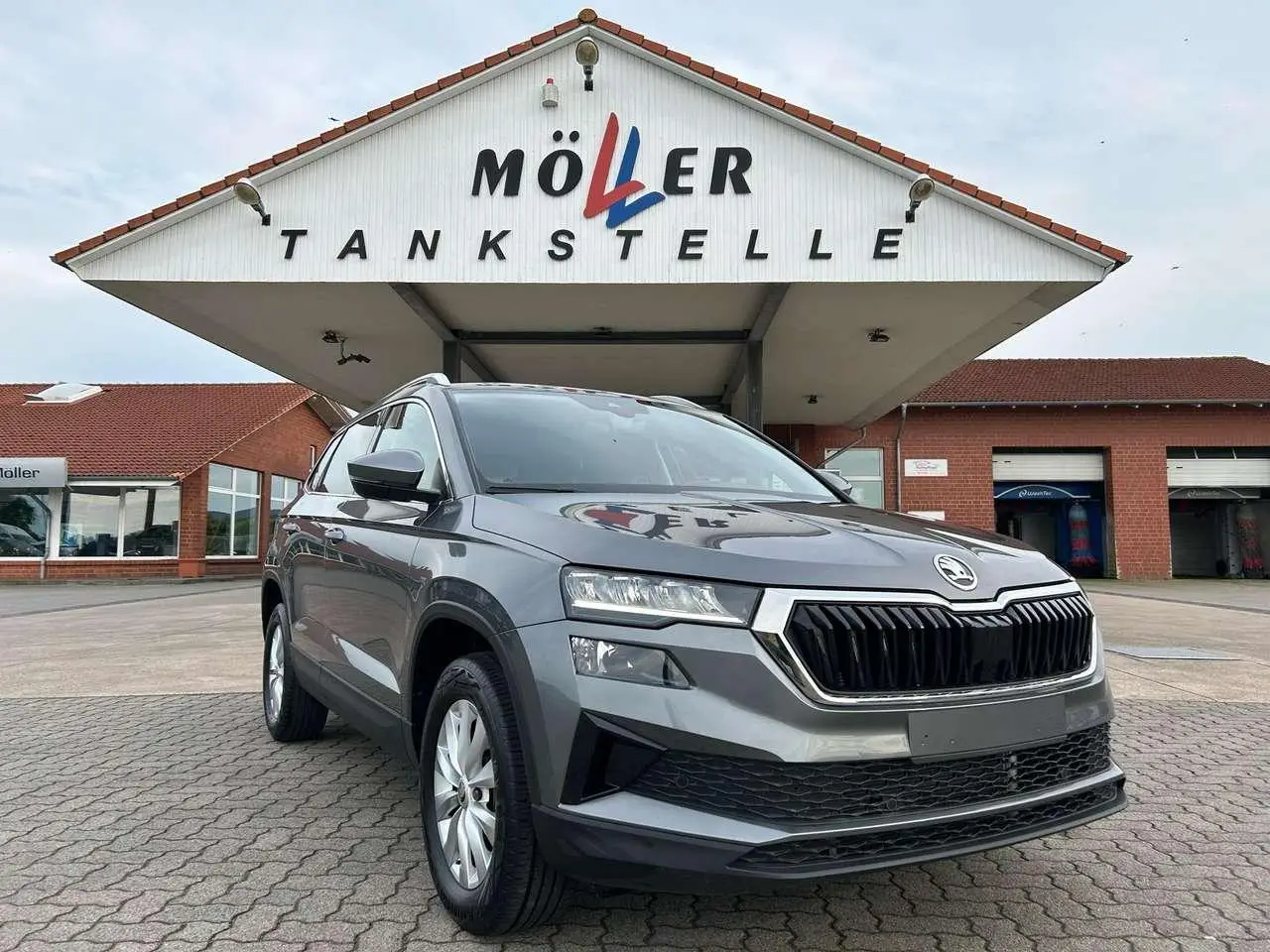 Photo 1 : Skoda Karoq 2023 Essence