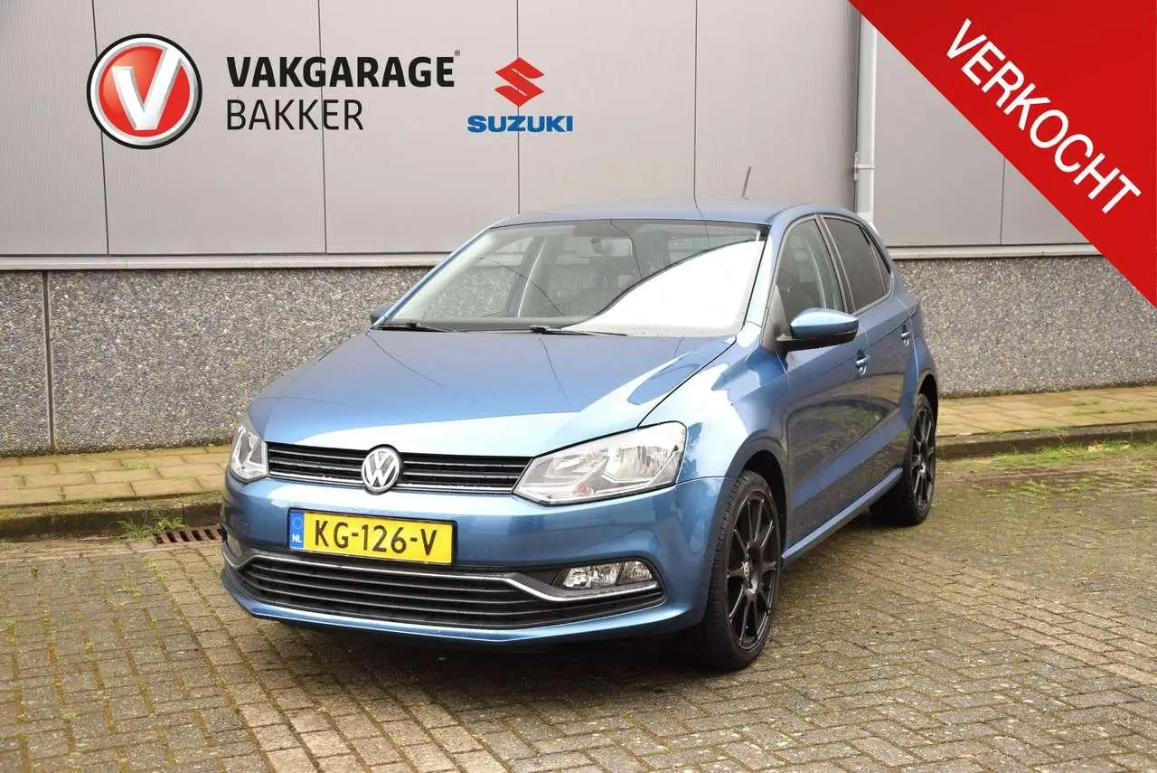 Photo 1 : Volkswagen Polo 2016 Petrol