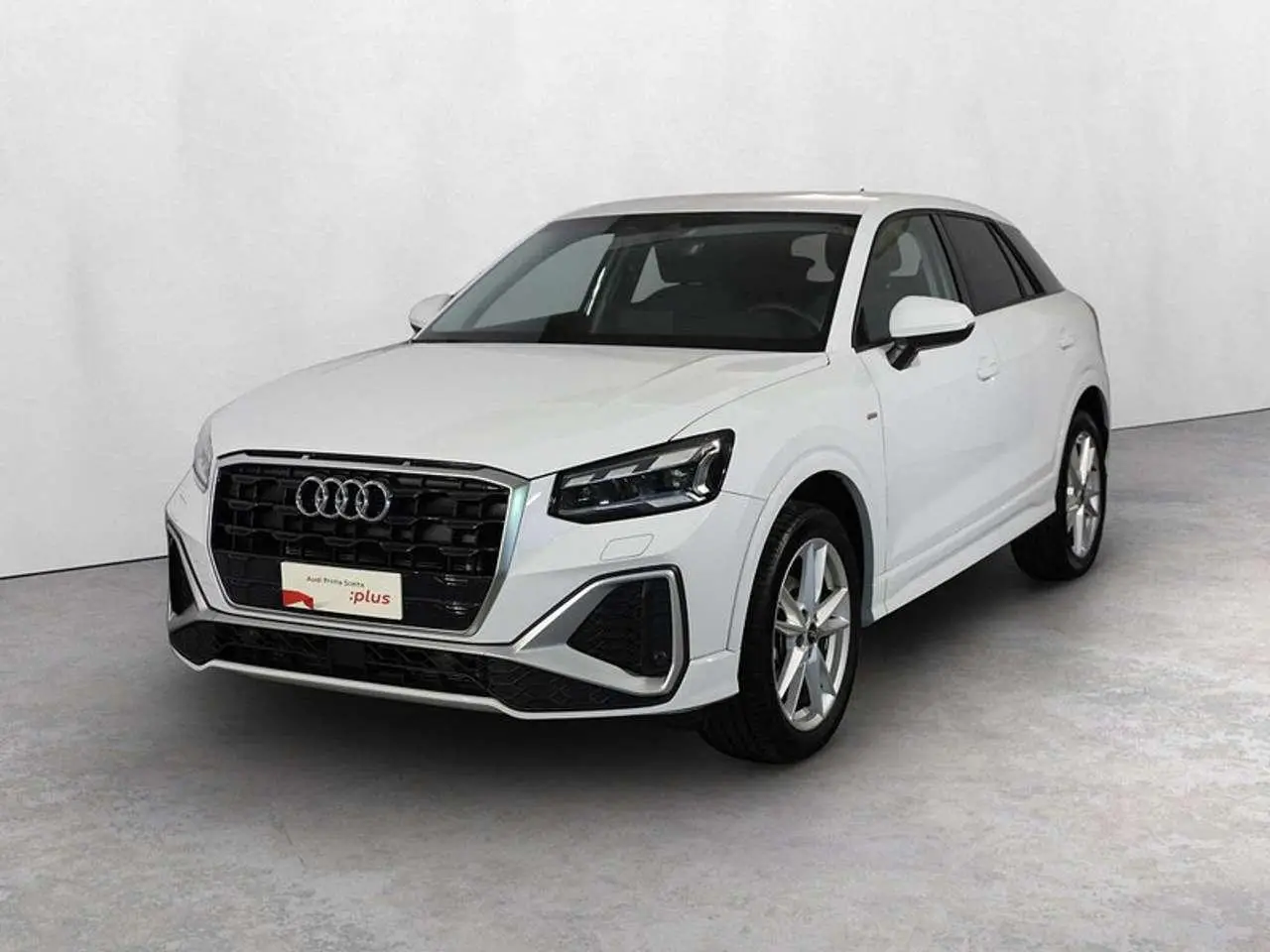 Photo 1 : Audi Q2 2024 Diesel