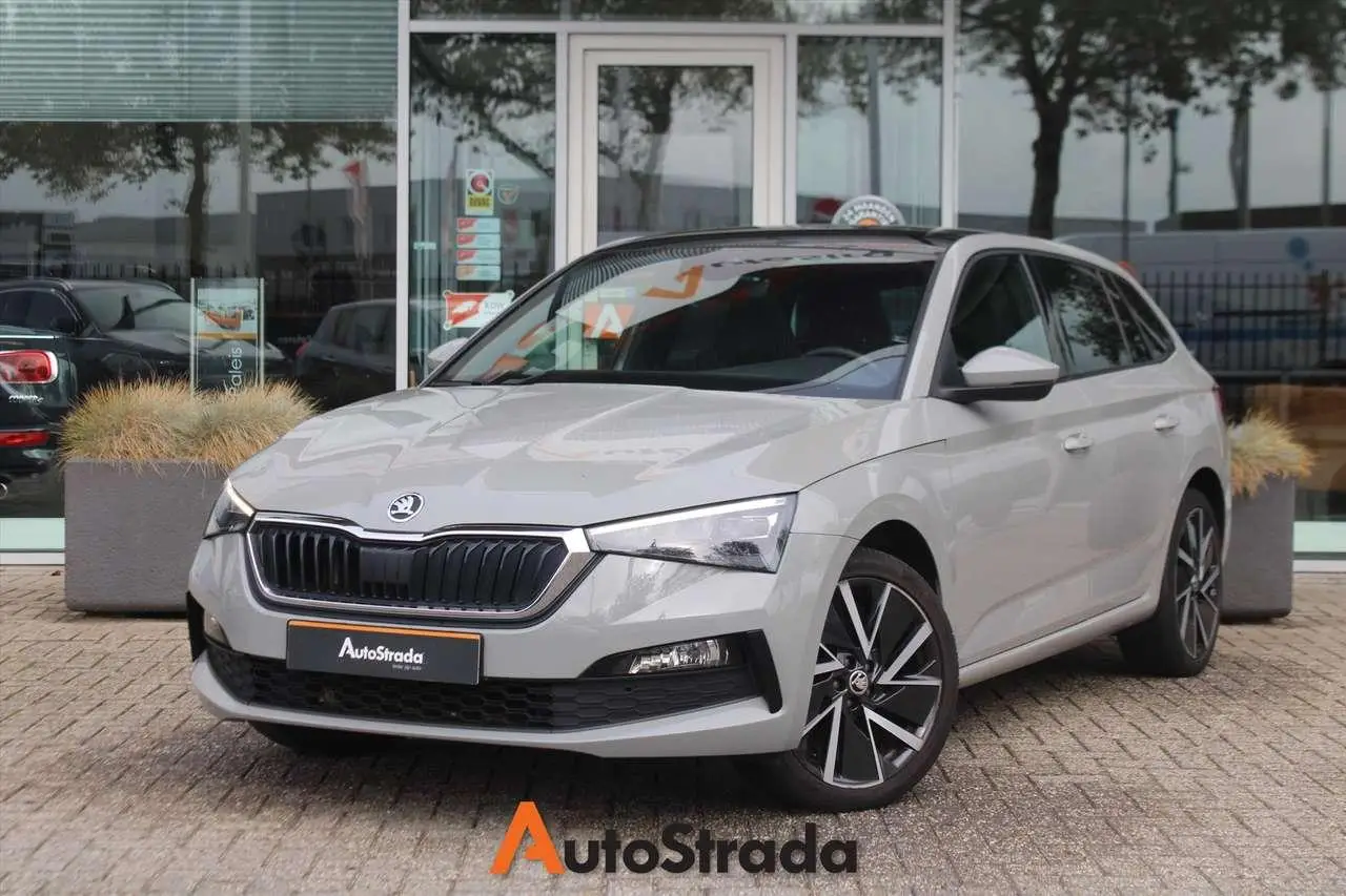 Photo 1 : Skoda Scala 2020 Essence