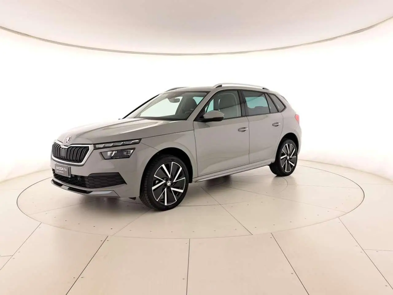 Photo 1 : Skoda Kamiq 2021 Petrol