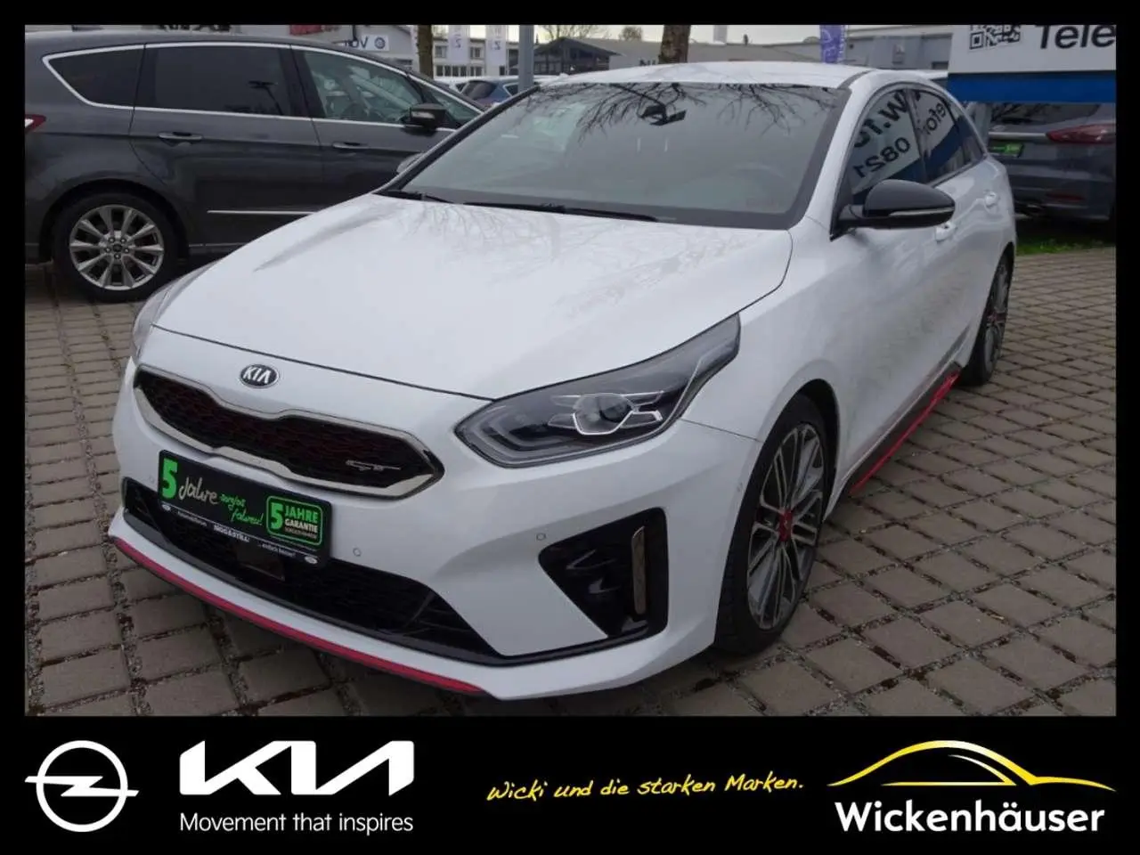 Photo 1 : Kia Proceed 2024 Petrol