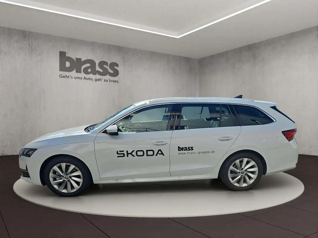 Photo 1 : Skoda Octavia 2024 Diesel