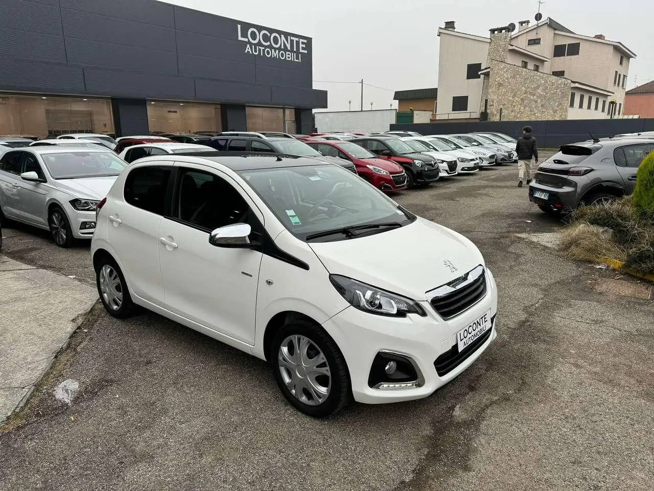 Photo 1 : Peugeot 108 2018 Essence