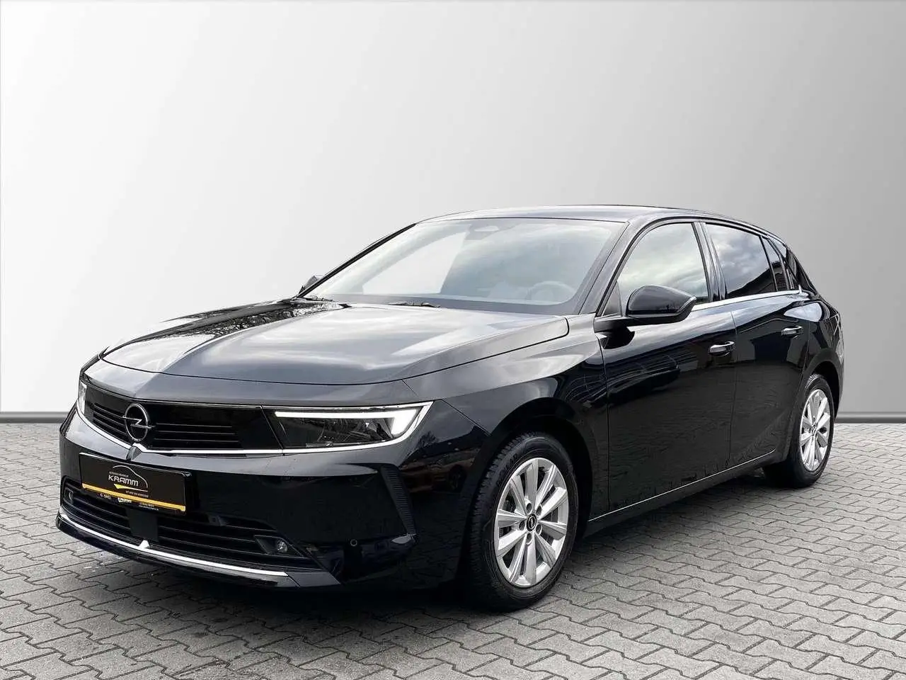 Photo 1 : Opel Astra 2023 Petrol