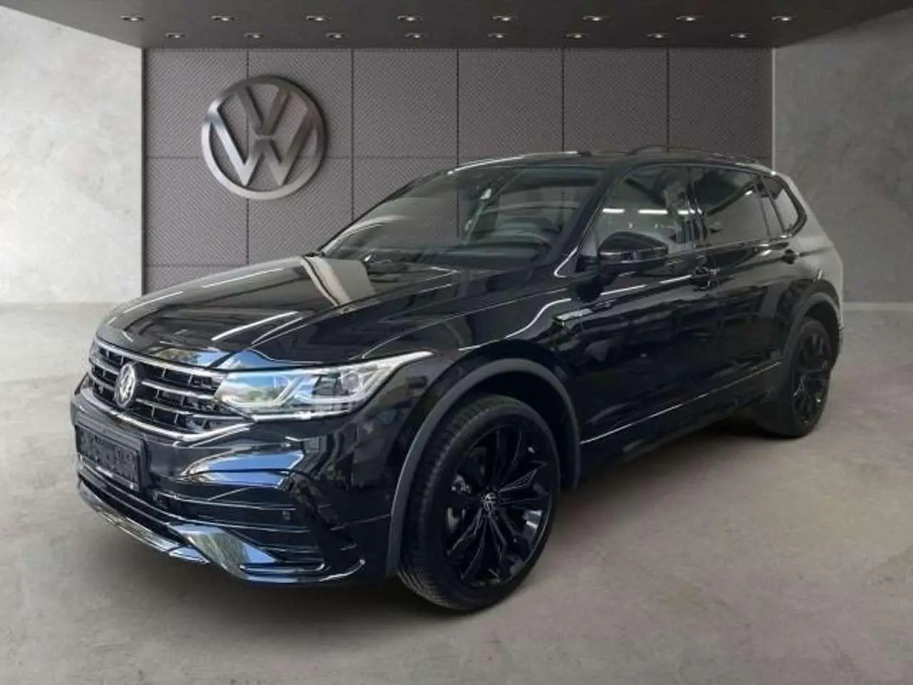 Photo 1 : Volkswagen Tiguan 2024 Diesel