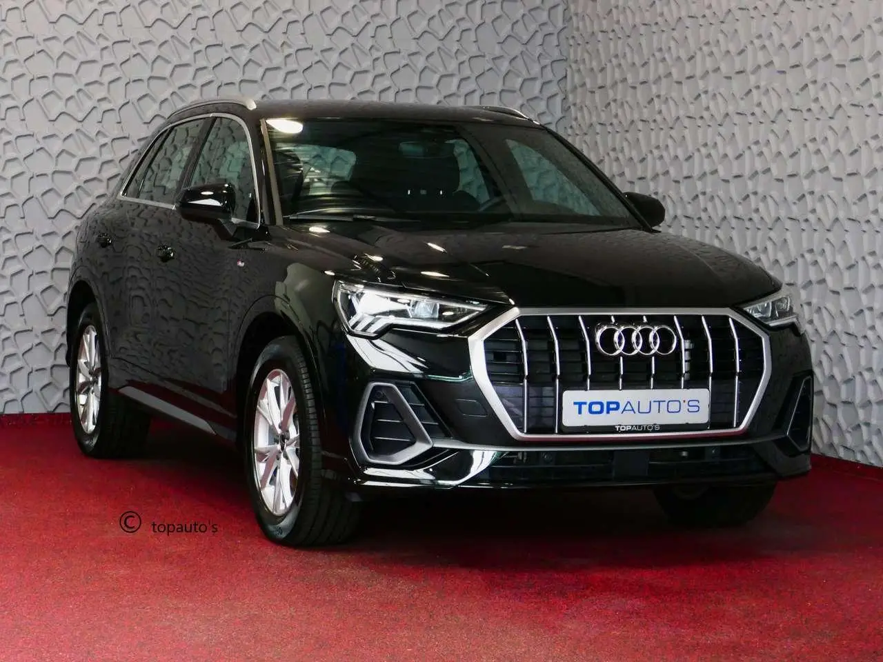 Photo 1 : Audi Q3 2023 Hybride