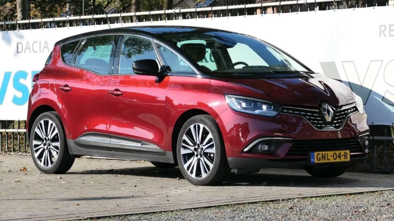 Photo 1 : Renault Scenic 2018 Essence