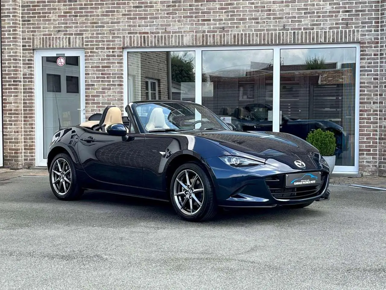 Photo 1 : Mazda Mx-5 2024 Essence