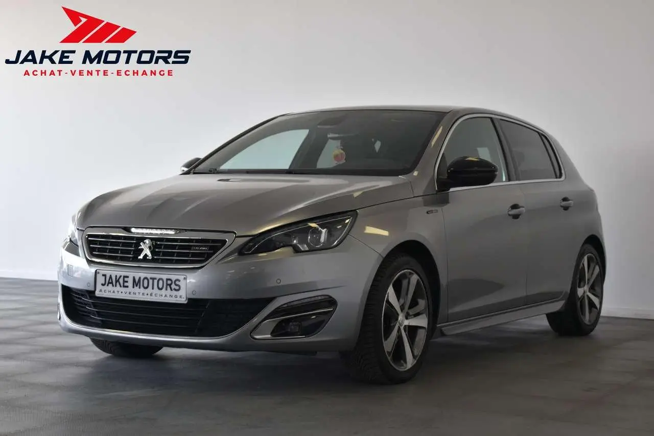 Photo 1 : Peugeot 308 2016 Essence