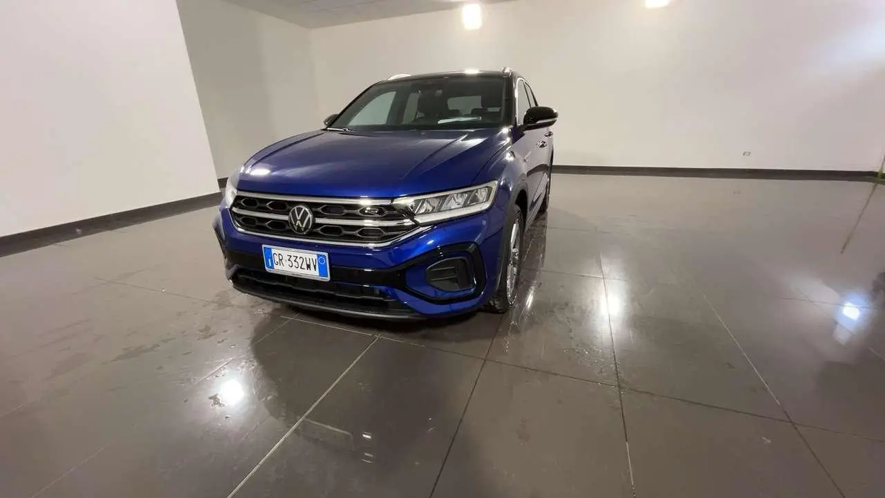 Photo 1 : Volkswagen T-roc 2023 Petrol