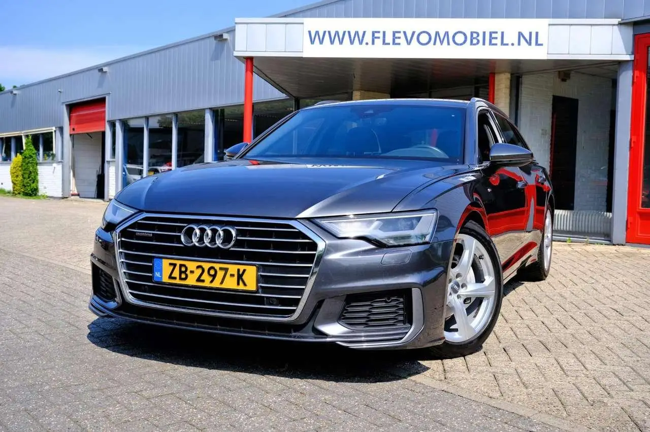 Photo 1 : Audi A6 2019 Hybrid