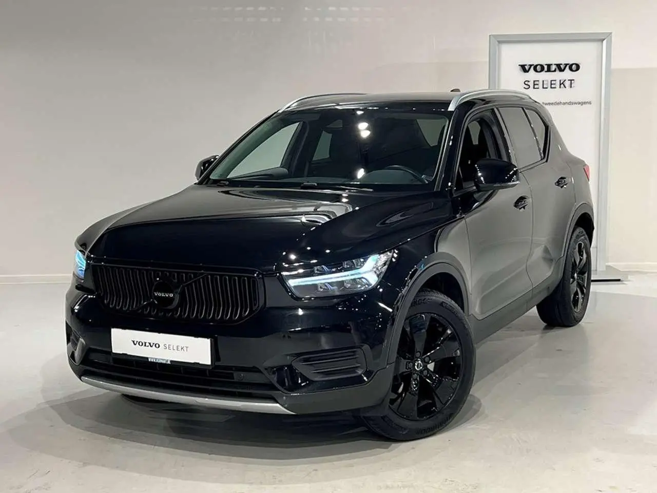 Photo 1 : Volvo Xc40 2021 Petrol