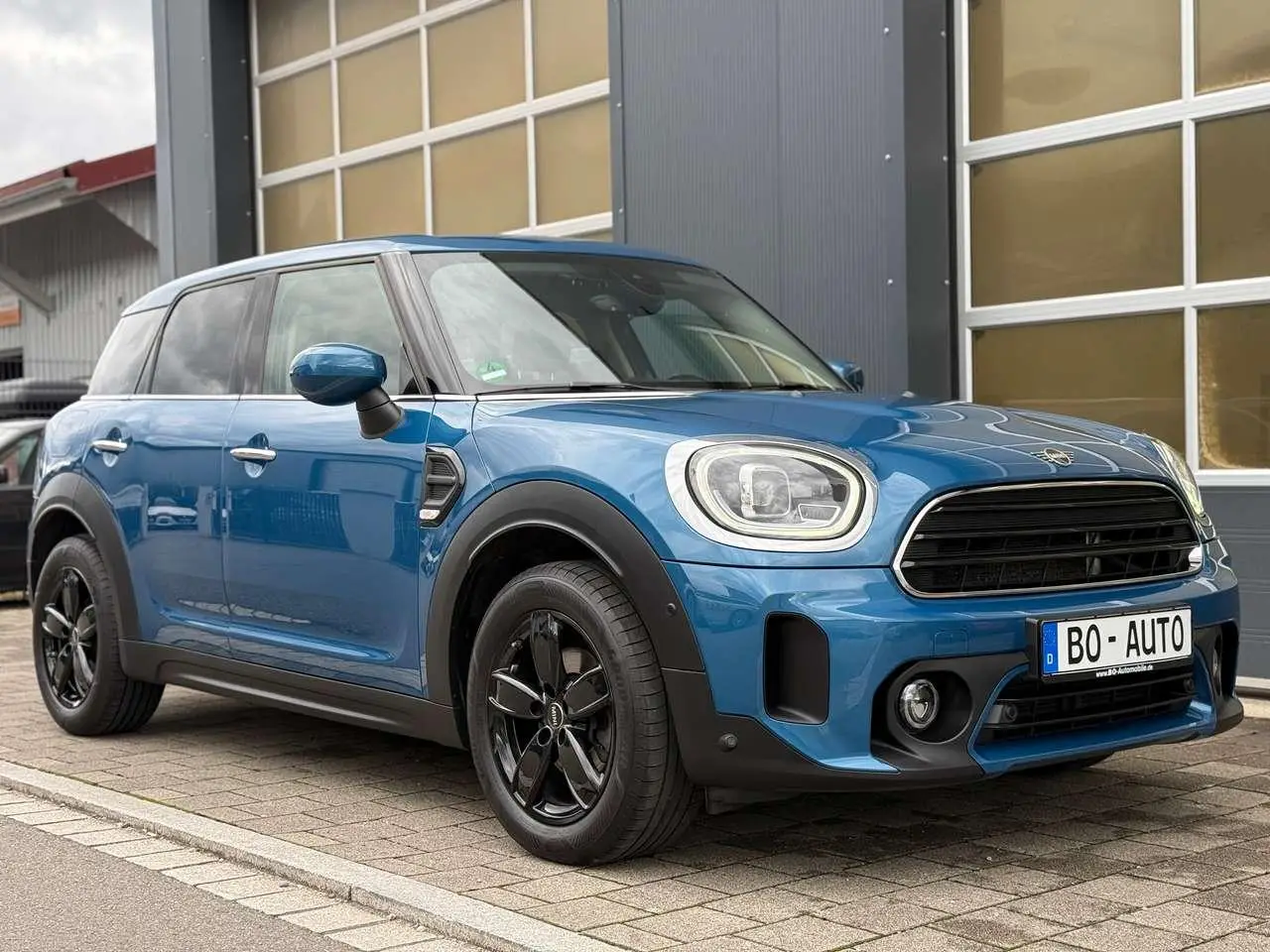 Photo 1 : Mini One 2022 Petrol