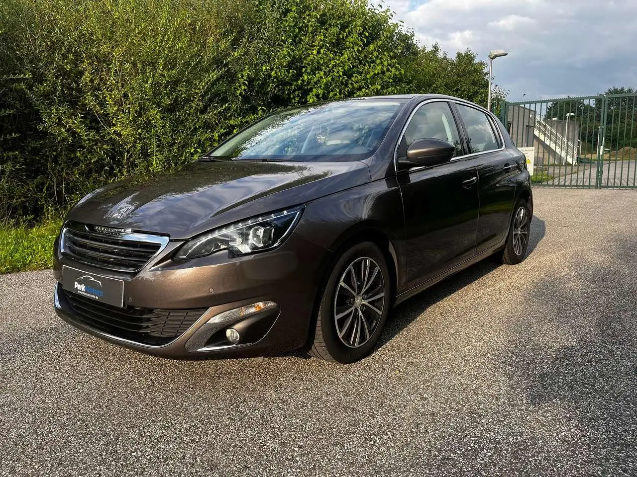 Photo 1 : Peugeot 308 2015 Essence