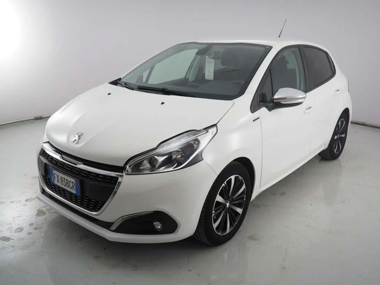 Photo 1 : Peugeot 208 2019 Petrol