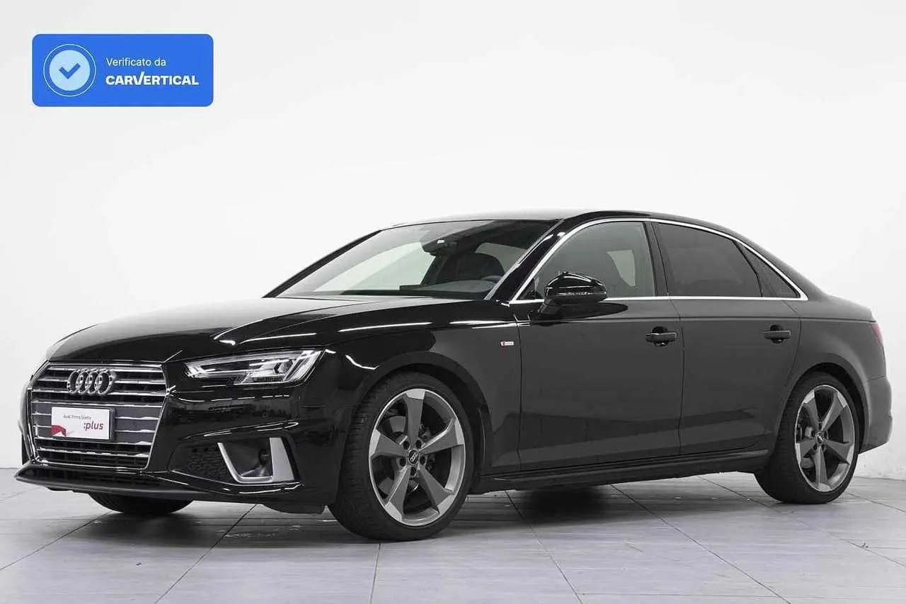 Photo 1 : Audi A4 2019 Petrol