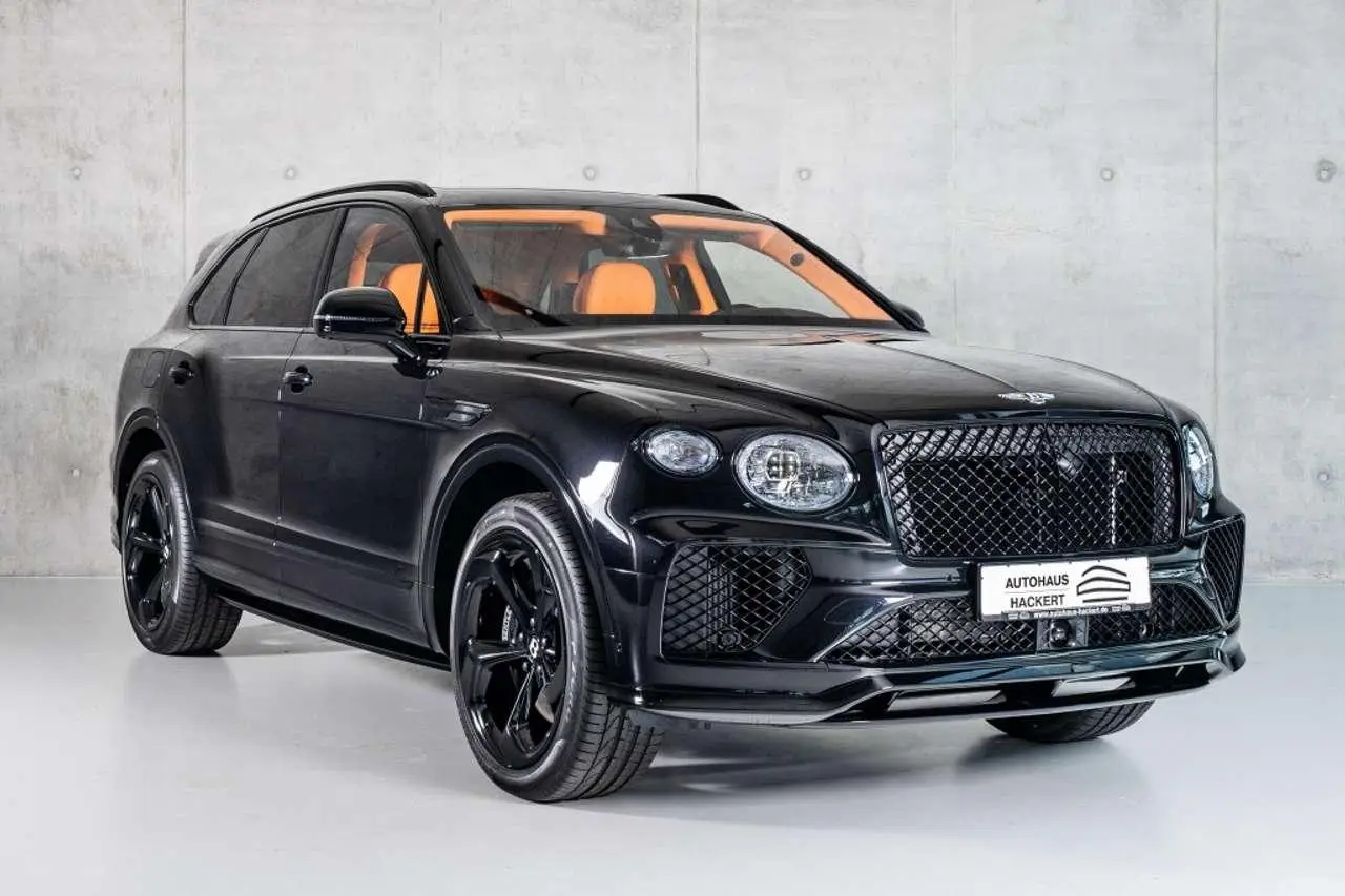 Photo 1 : Bentley Bentayga 2024 Essence