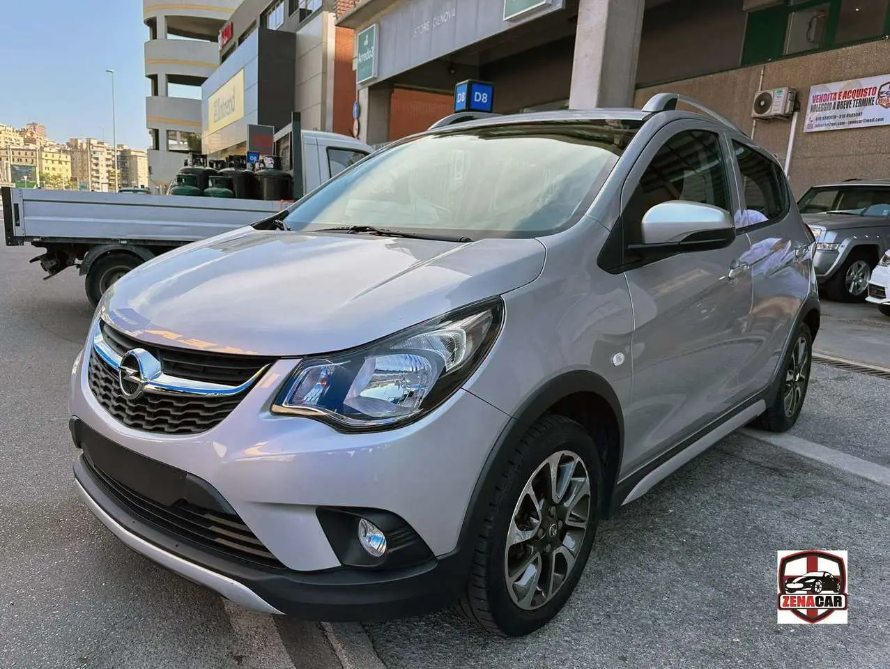 Photo 1 : Opel Karl 2018 Essence