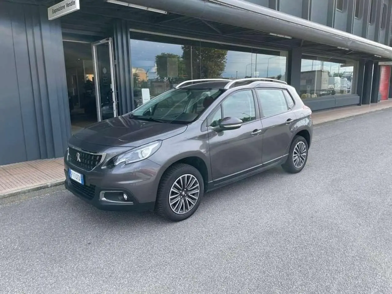 Photo 1 : Peugeot 2008 2019 Essence