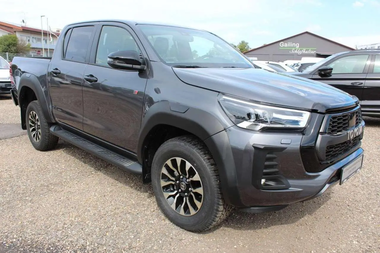 Photo 1 : Toyota Hilux 2023 Diesel