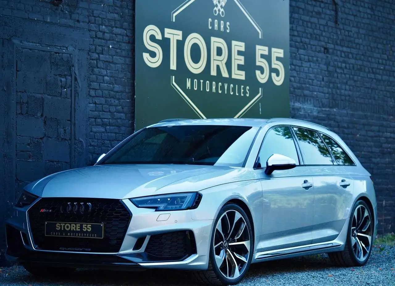 Photo 1 : Audi Rs4 2018 Essence